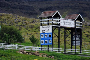 Hotels in Hjarðarholt
